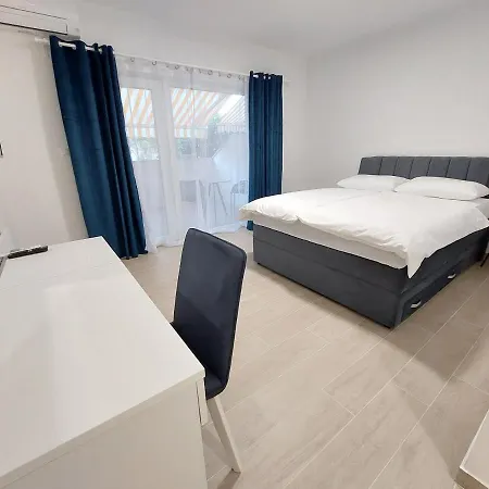 Nina Gostinjska kuća 2*